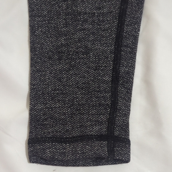 Lululemon Wunder Under Low-Rise Tight *28", Color Heathered Herringbone Size 6 - Picture 10 of 16